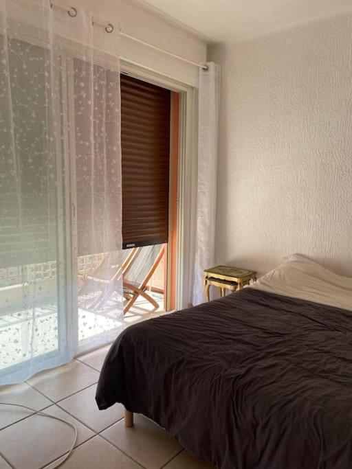 Studio A Sanary-Sur-Mer Avec Balcon A 200M Du Port Экстерьер фото