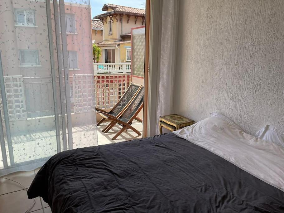 Studio A Sanary-Sur-Mer Avec Balcon A 200M Du Port Экстерьер фото
